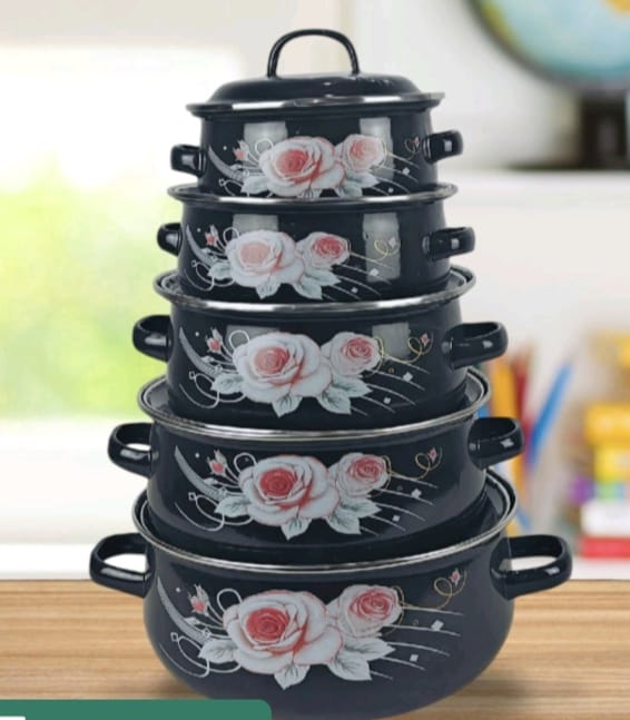 5-piece black enamel casserole cookware set